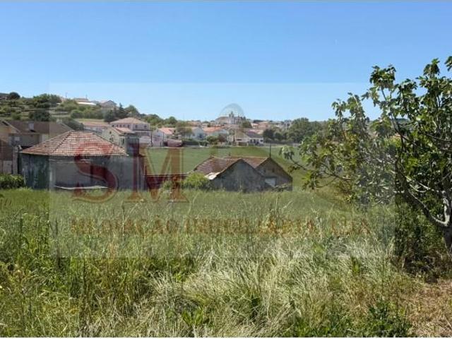 Terreno venda em Alenquer (Santo Estêvão e Triana), Alenquer