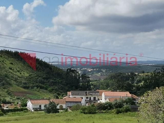 Terreno venda em Alenquer (Santo Estêvão e Triana), Alenquer