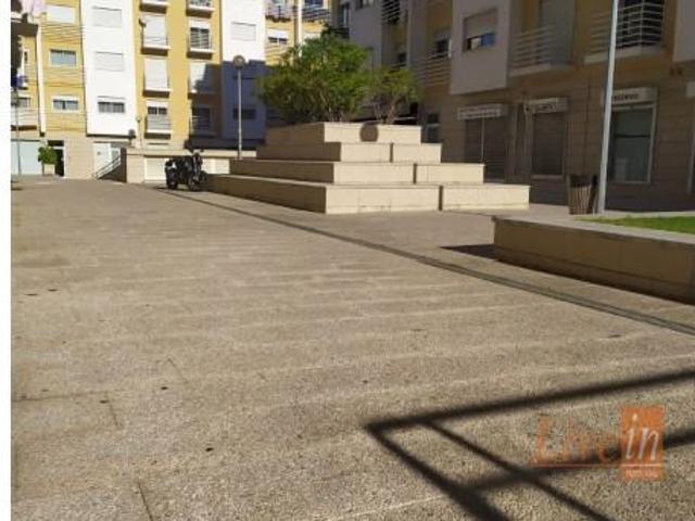 Ponto Comercial venda em Alenquer, Casal Pinheiro