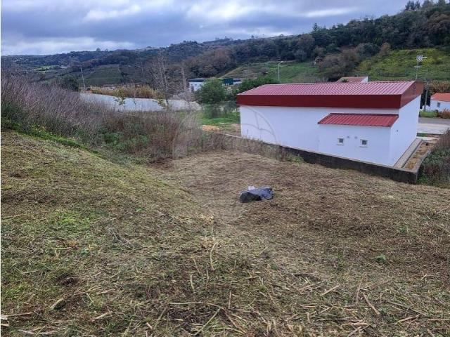 Terreno venda em Alenquer (Santo Estêvão e Triana), Alenquer