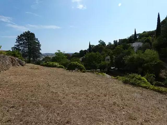 Terrain vente à Alès