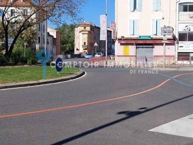 Immeuble vente à Alès