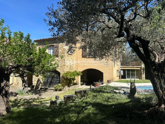 Château vente à Alès