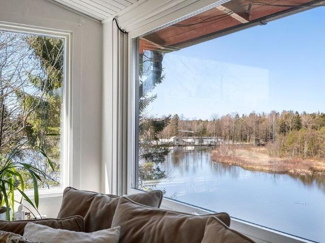 Hus hyra i Aleslätten, Rya
