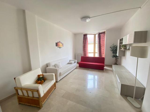 Villa Indipendente in affitto a Alessandria