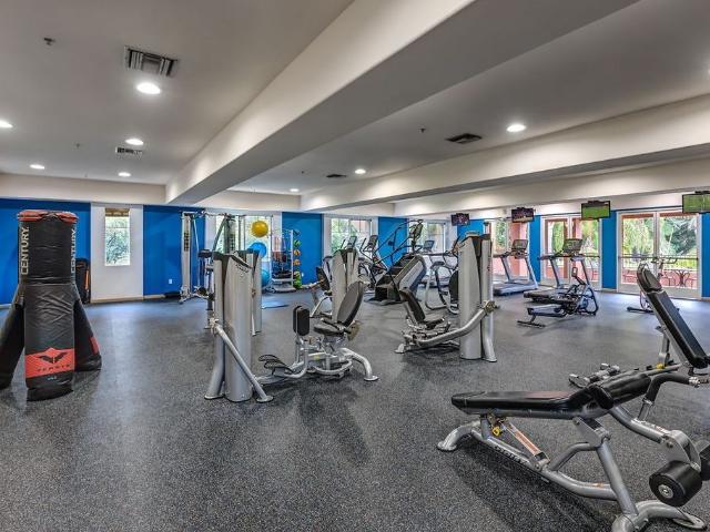 Apartment for rent in Canoga Park, California