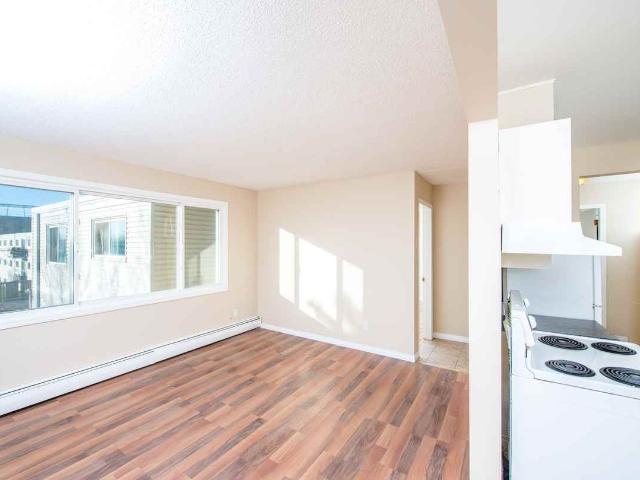 Apartment for rent in Wedgewood, Alberta