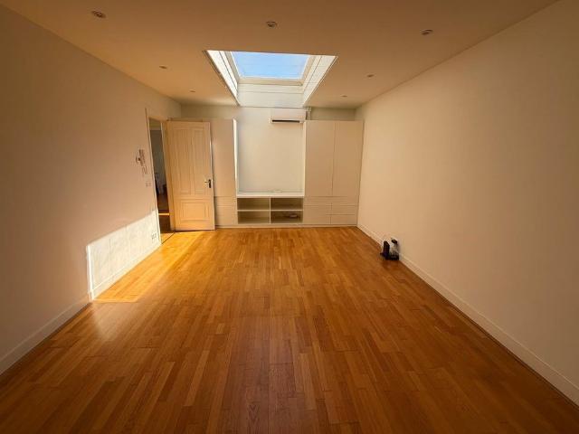 Appartement te huur in Zuid, Amsterdam