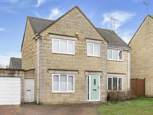 House for sale in Chesterton, Cotswold