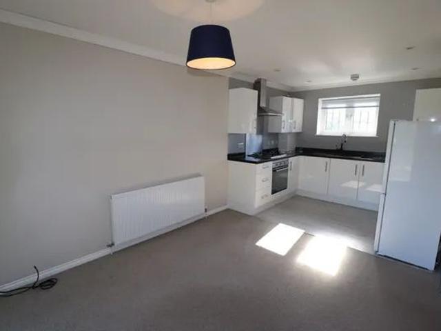 Apartment for rent in Hutton, Navestock Side