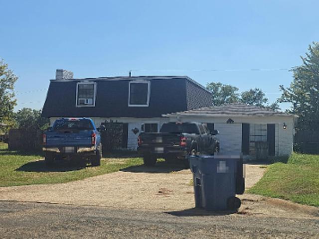 House for sale in Mount Pleasant, Titus County