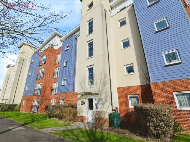 Apartment for rent in North Boyatt, Eastleigh