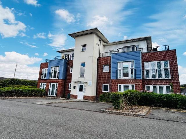 Apartment for rent in Helford, Hampshire
