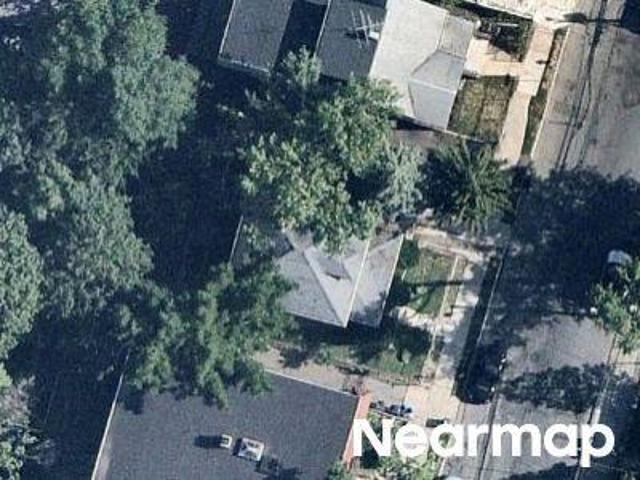 House for sale in Newark, Essex County