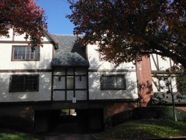 Condo for sale in Glendale, California