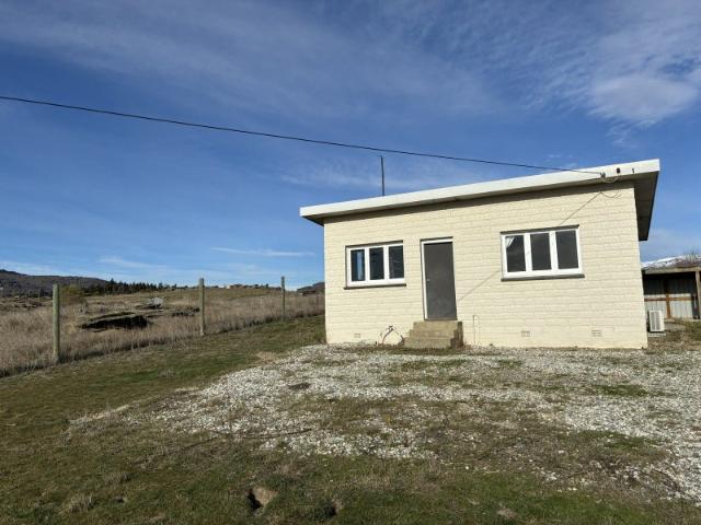 House for rent in Alexandra, Vincent Community