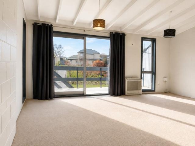 Apartment for rent in Otakou
