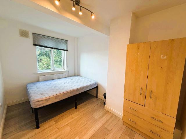 Apartment for rent in London Borough of Harrow, Greater London