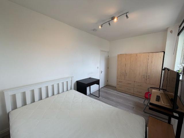 Apartment for rent in Lane, Greater London