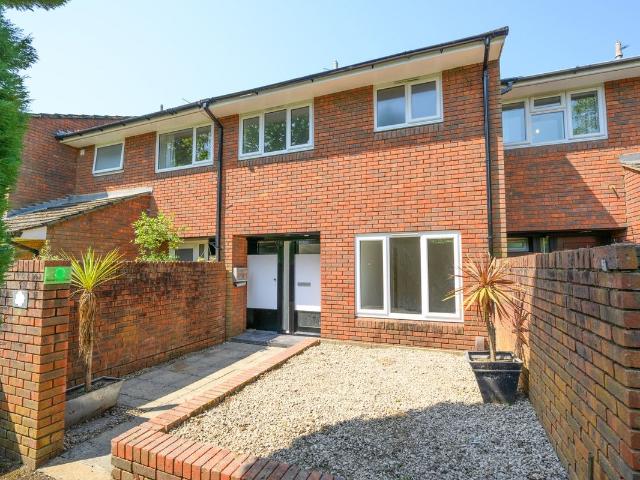 House for rent in Elmbridge, Surrey