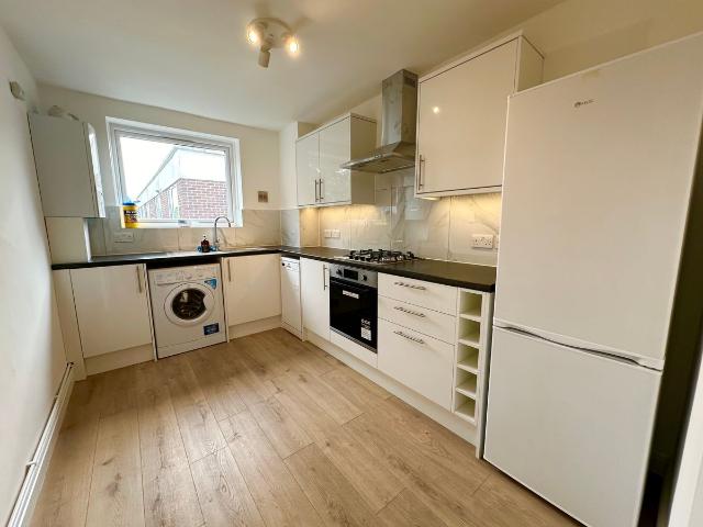Apartment for rent in North Finchley, Greater London