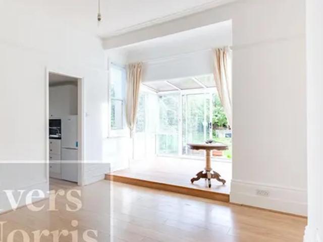 Apartment for rent in North Finchley, Greater London