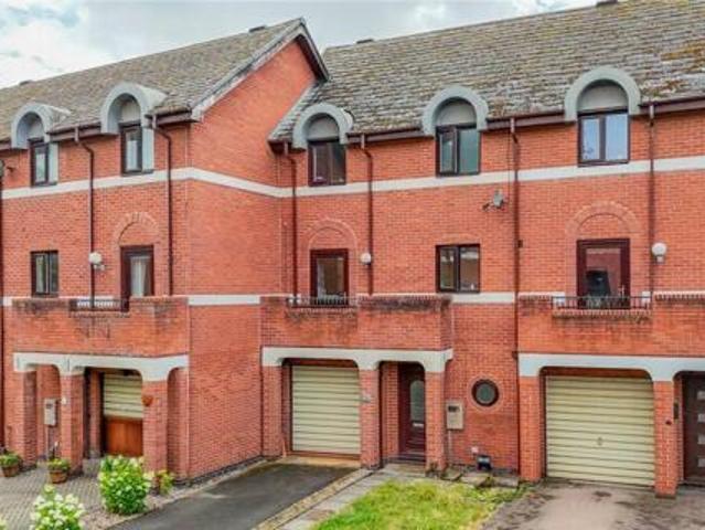 House for sale in Leyfields, Kettlebrook