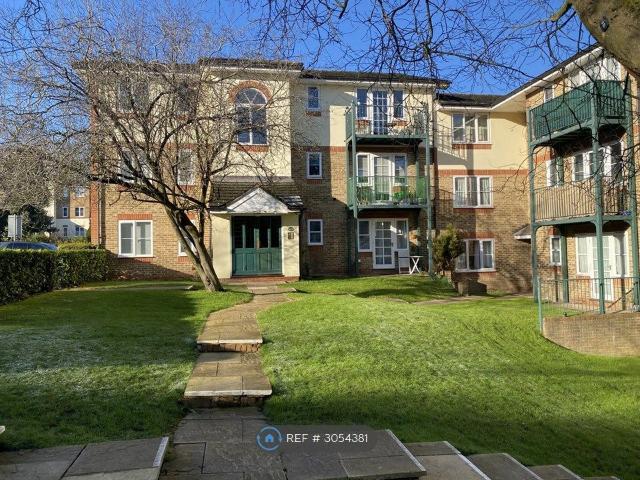 Apartment for rent in High Wycombe Community Board, High Wycombe