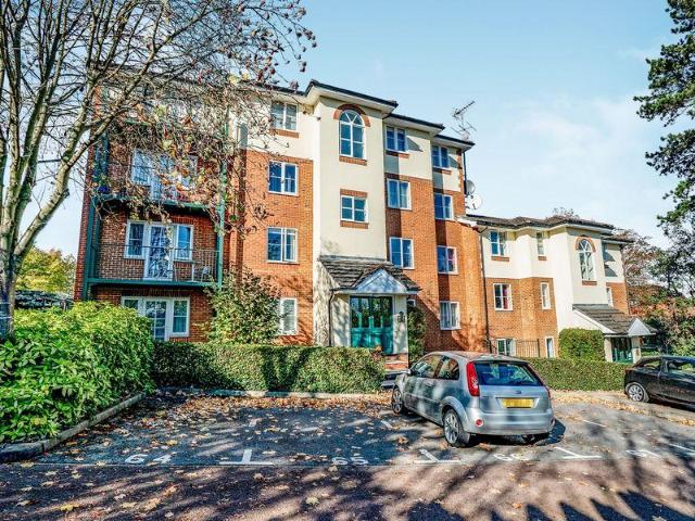 Apartment for rent in High Wycombe Community Board, High Wycombe
