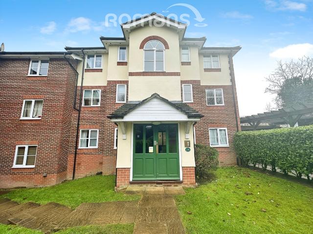 Apartment for rent in Daws Hill, Cressex