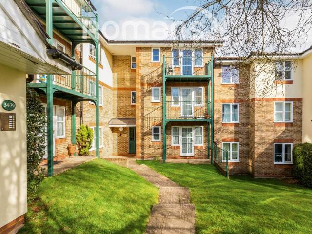 Apartment for rent in High Wycombe Community Board, High Wycombe