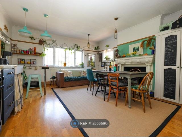 House for rent in Muswell Hill, Greater London