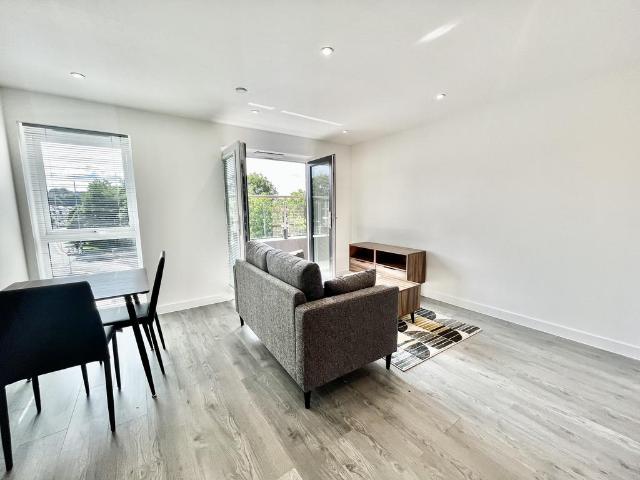 Apartment for rent in Hyde Park, Leeds