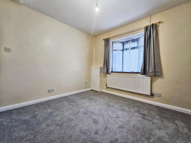 House for rent in Ashford Common, Spelthorne