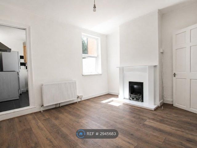 House for rent in Luton, Chatham