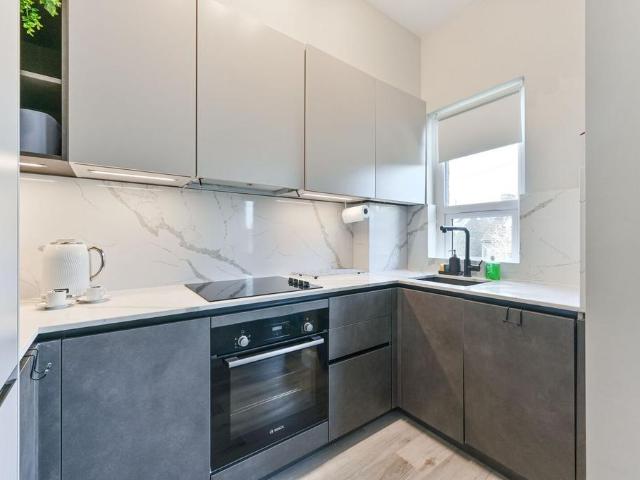 Apartment for rent in London Borough of Croydon, Selhurst