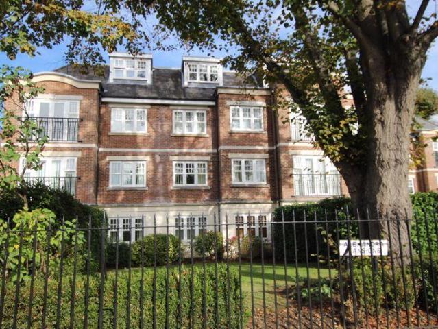 Apartment for rent in Epsom, Surrey