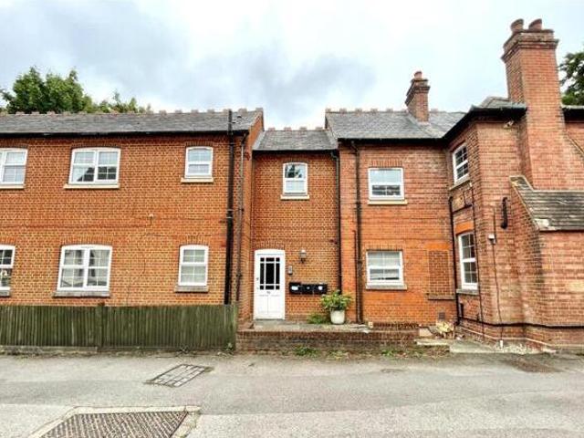 House for sale in Farnborough, Hampshire