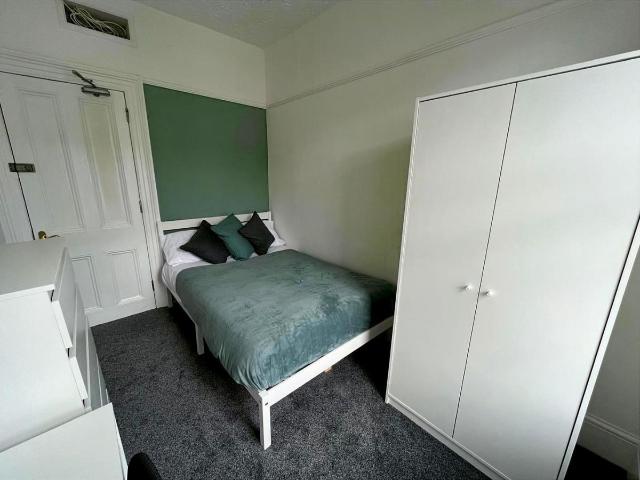 House for rent in Lipson Vale, Mount Wise