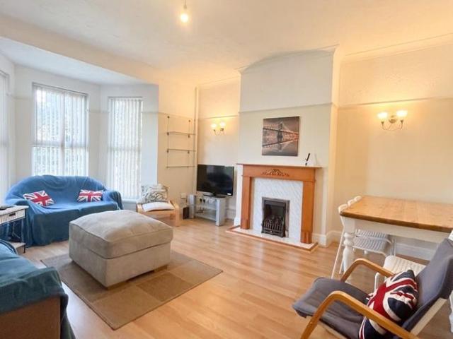 Apartment for rent in Mount Wise