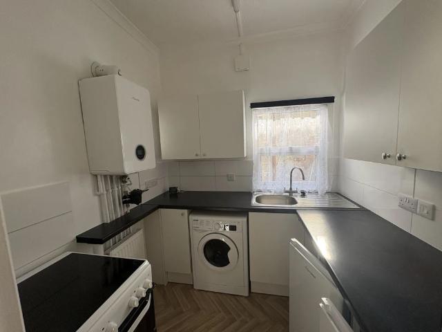 Apartment for rent in Lipson Vale, Plymouth