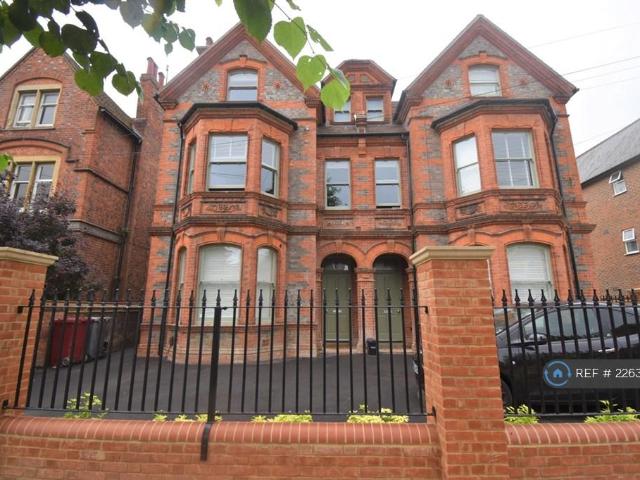 House for rent in Newtown, Reading