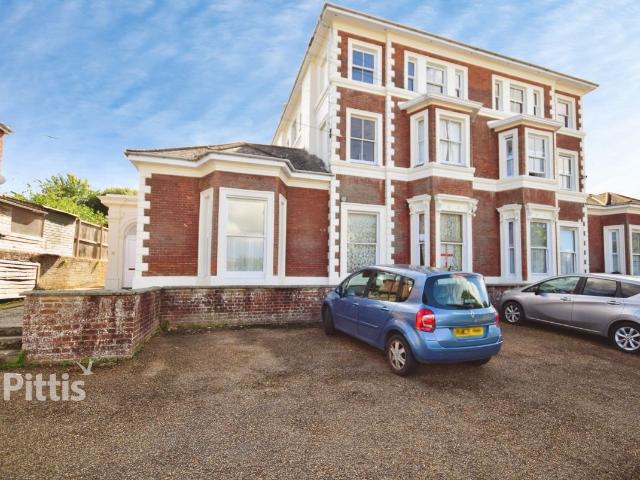 Apartment for rent in Elmfield, Ryde