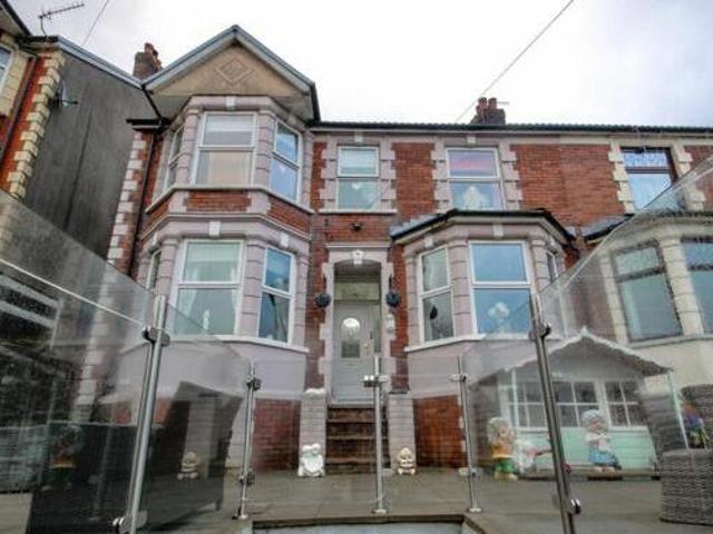 House for sale in Lyons, Greater London