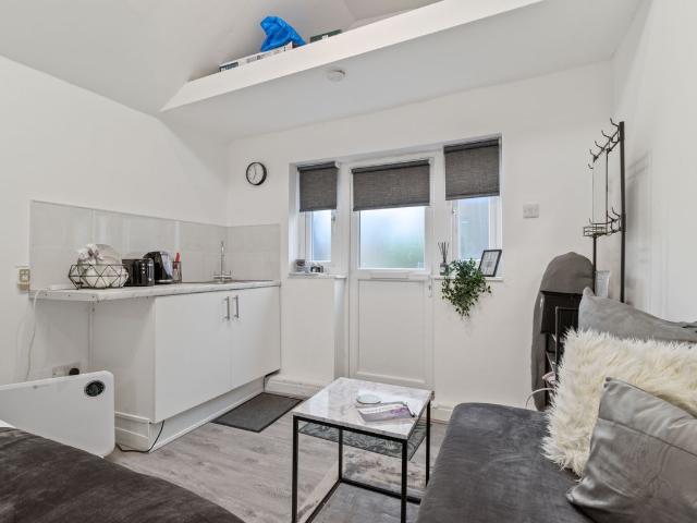 Studio for rent in Georgia, Greater Manchester