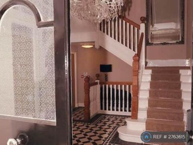 House for rent in Alton Barnes