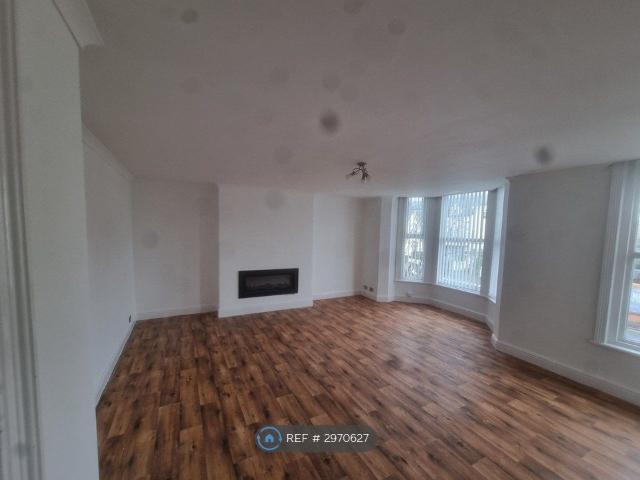 Apartment for rent in Meols Cop, Southport