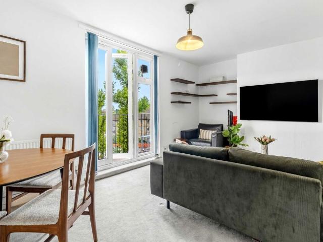 Apartment for rent in Belsize Park, Greater London