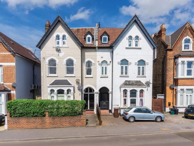 Apartment for rent in London Borough of Merton, Greater London