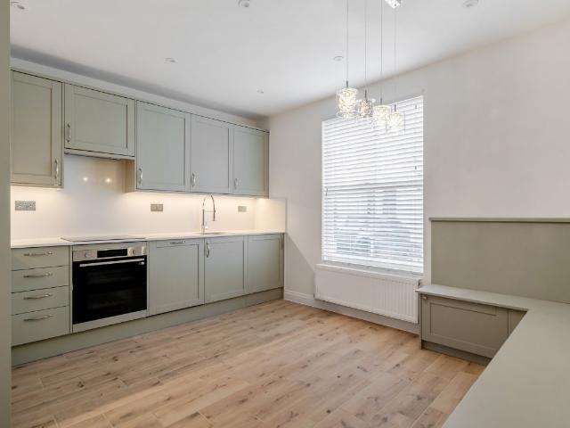 House for rent in Clewer Village, Windsor